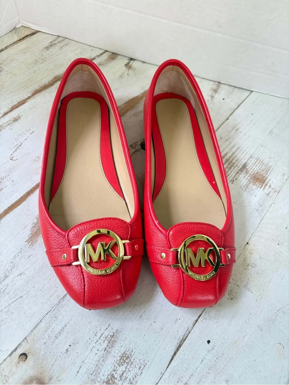 Michael Kors red leather Fulton ballet flats moccasin driving shoes sz 9 EUC